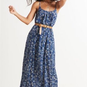EVEREVE NWT Roan & Ryan Willa Floral Maxi Dress // S